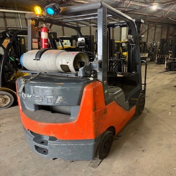 Toyota 8FGCU25 Forklift suppliers